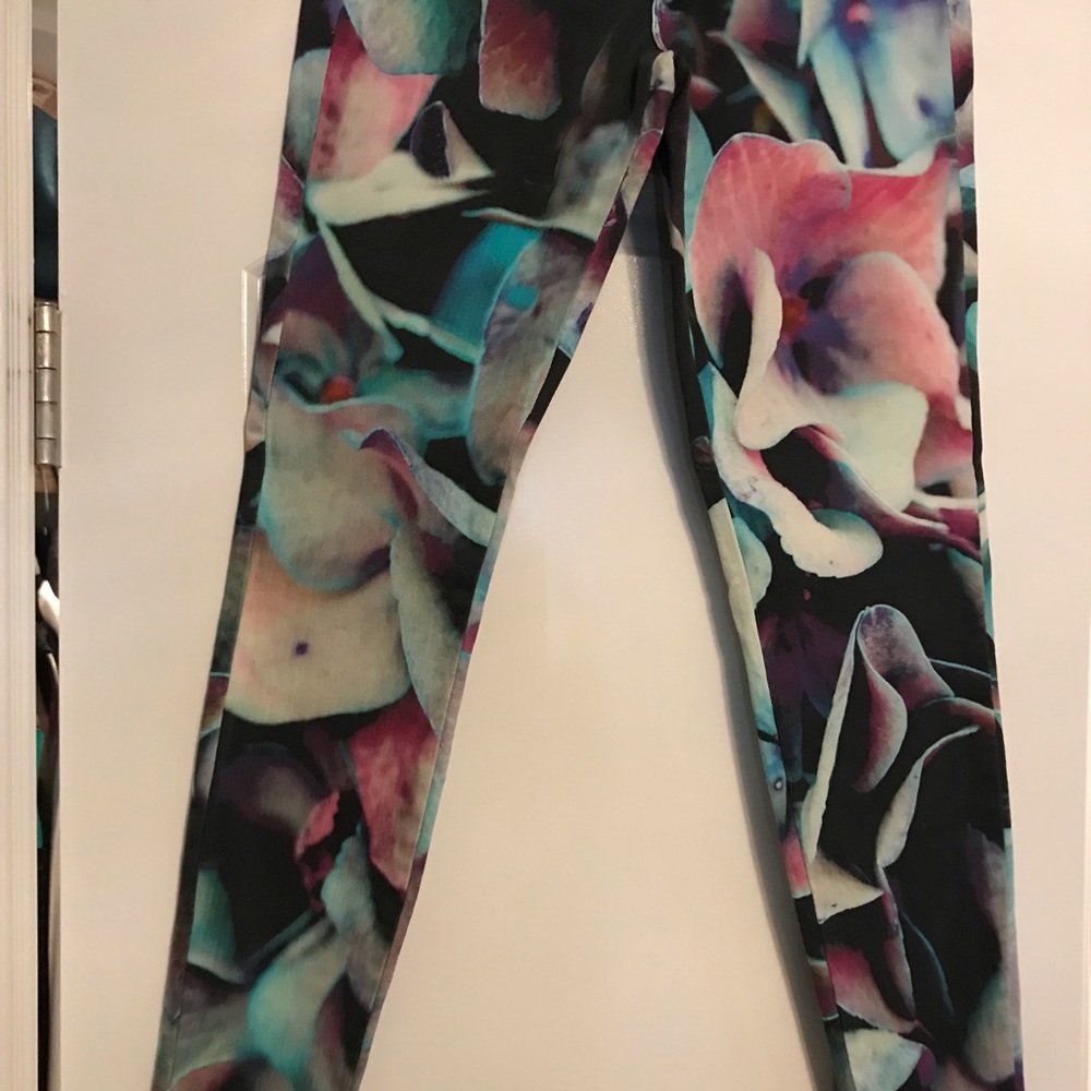 Jbrand Flower Jeans